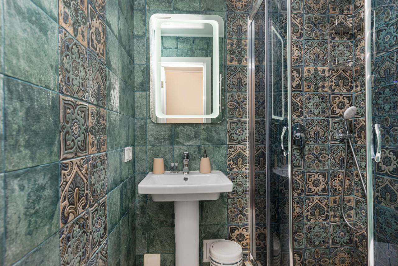 Appart Hotel Lyon D'Opera Oldenburg Bagian luar foto