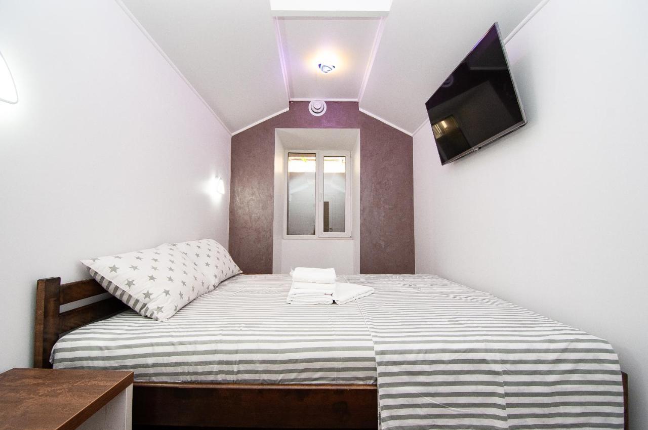 Appart Hotel Lyon D'Opera Oldenburg Bagian luar foto